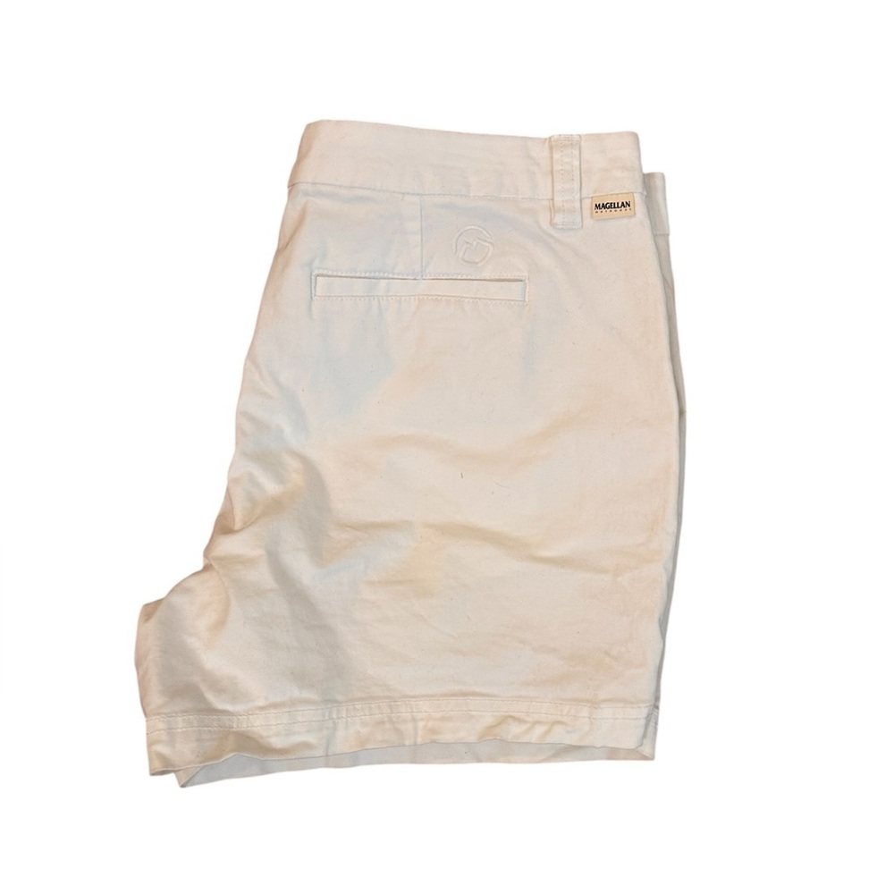 Magellan Outdoors‎ Women’s Chino White Stretch Shorts